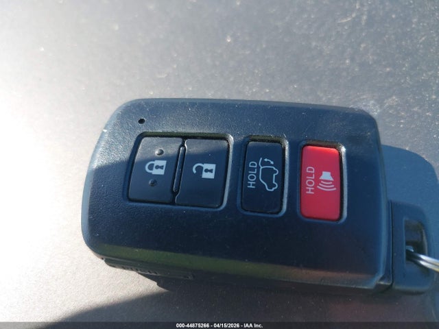 Toyota Highlander Xle V6