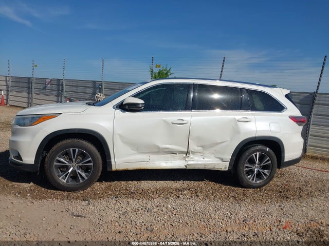 Toyota Highlander Xle V6