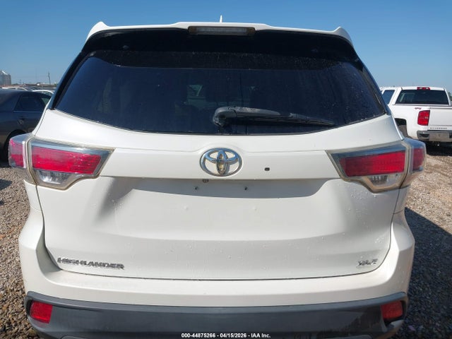 Toyota Highlander Xle V6