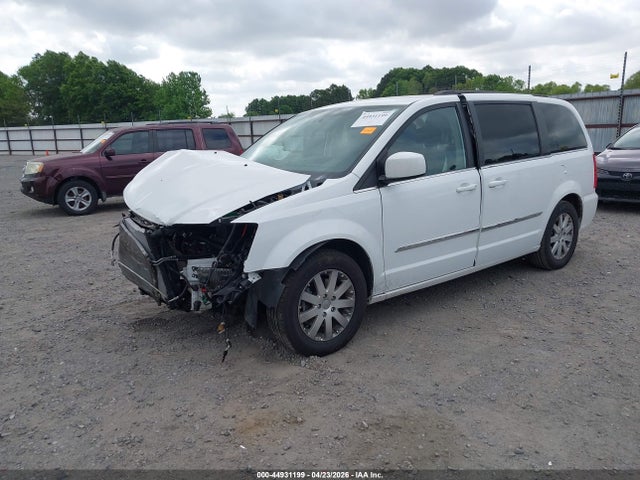 Chrysler Town & Country Touring