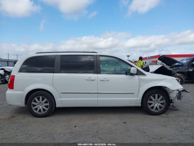 Chrysler Town & Country Touring
