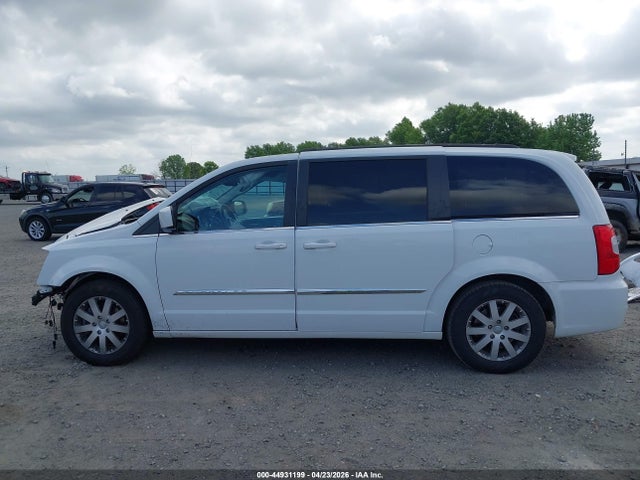 Chrysler Town & Country Touring