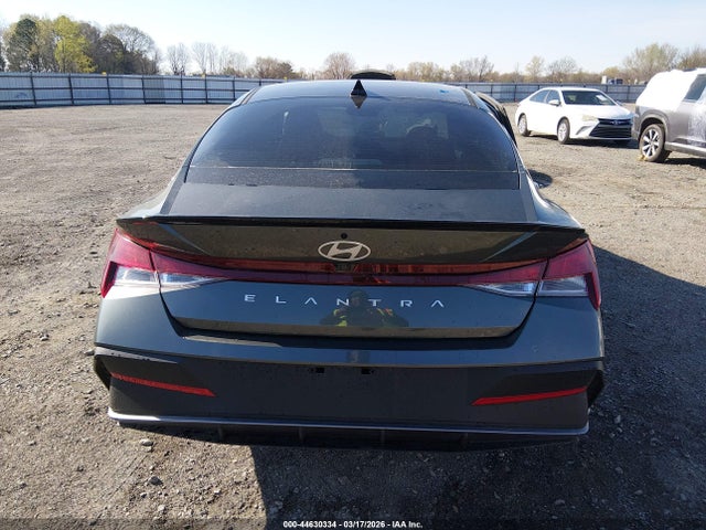Hyundai ELANTRA Sel Sport