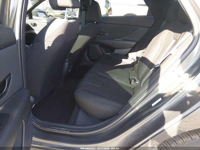 Hyundai ELANTRA Sel Sport