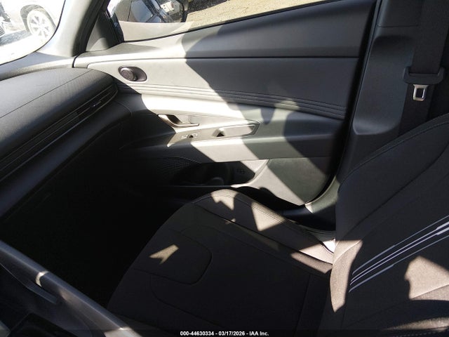 Hyundai ELANTRA Sel Sport