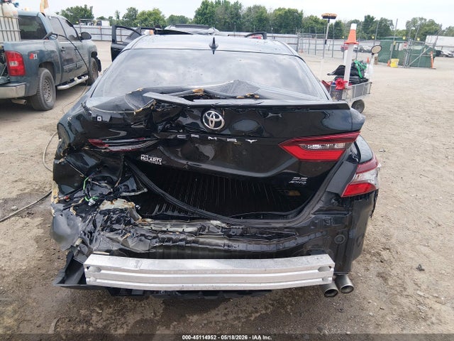 Toyota Camry Se Awd