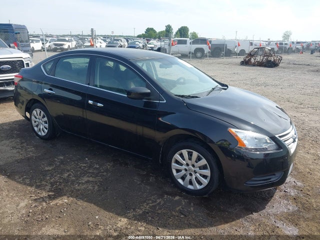 Salvage Nissan Sentra Image
