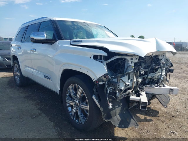 Salvage Toyota Sequoia Image