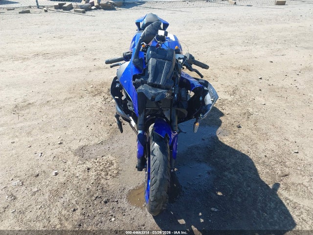 Yamaha Yzfr7