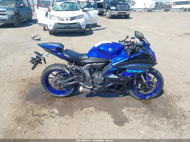 Yamaha Yzfr7