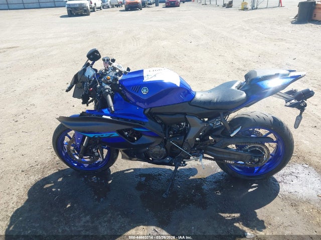 Yamaha Yzfr7