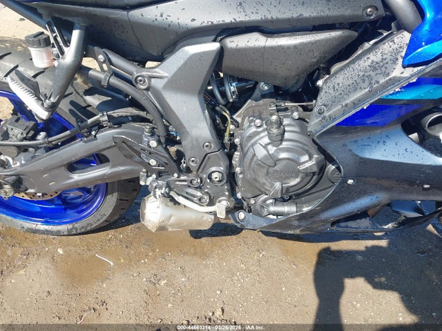 Yamaha Yzfr7