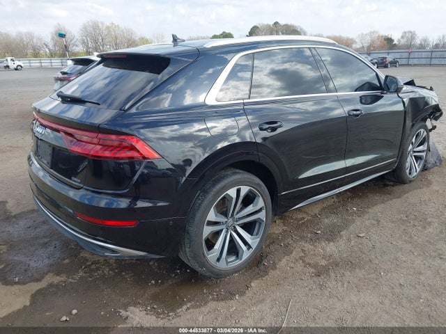 Audi Q8 55 Premium