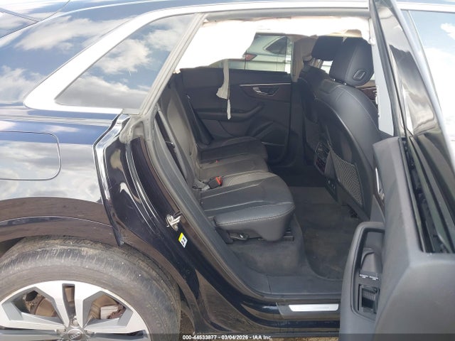 Audi Q8 55 Premium