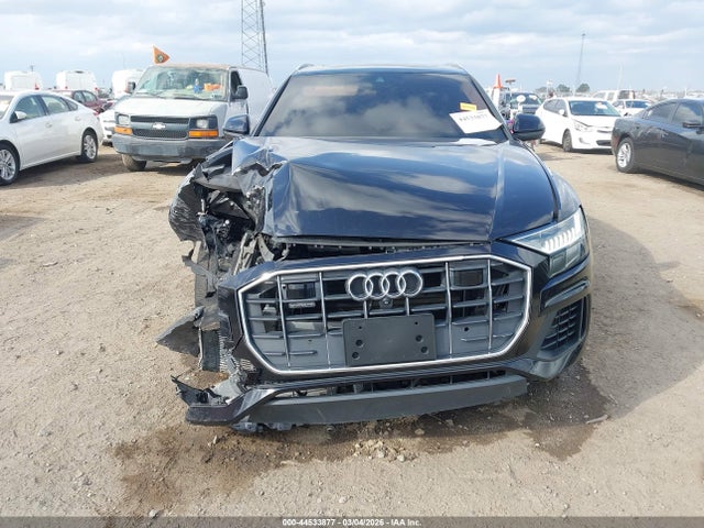 Audi Q8 55 Premium