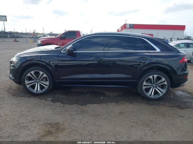 Audi Q8 55 Premium