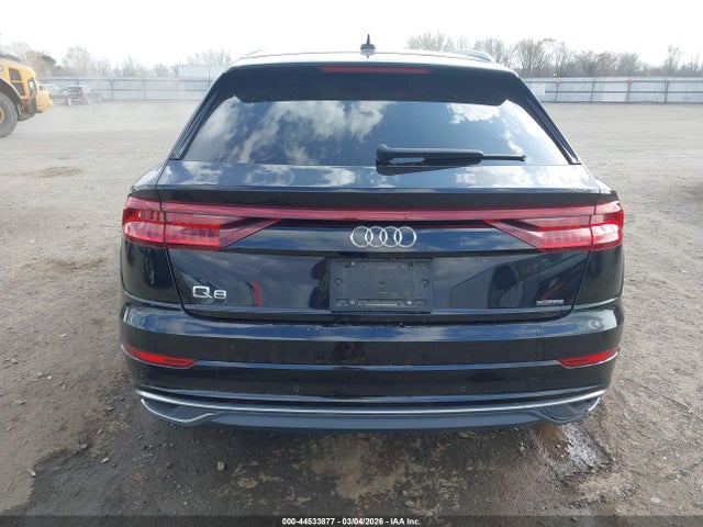 Audi Q8 55 Premium