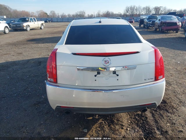 Cadillac CTS Standard