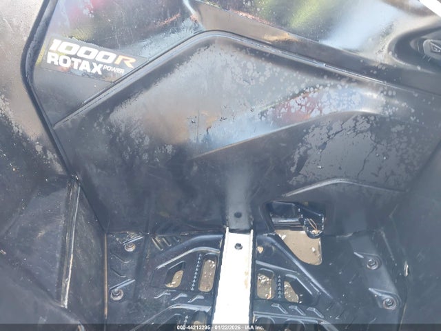 Can-Am Outlander X Mr 1000r