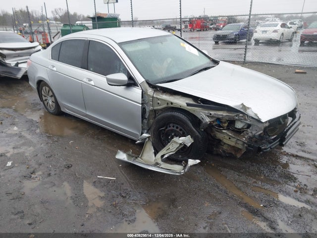 Salvage Honda Accord Image