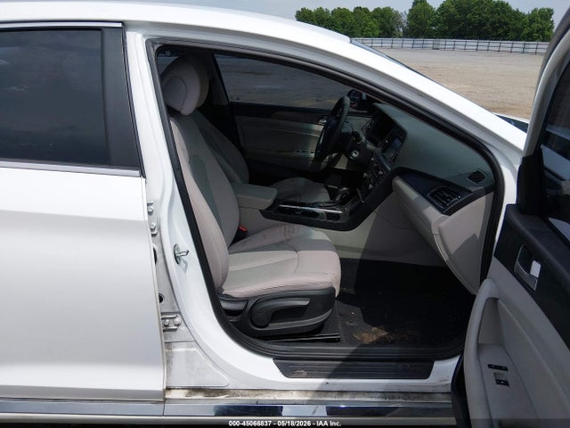Hyundai SONATA Sport