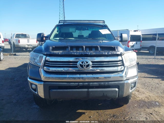 Toyota Tundra Sr5 5.7l V8