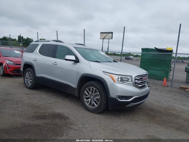 Salvage GMC Acadia Image
