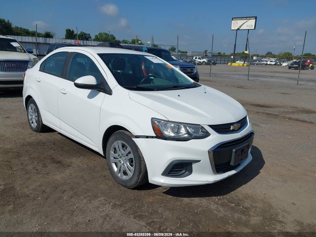 Salvage Chevrolet Sonic Image