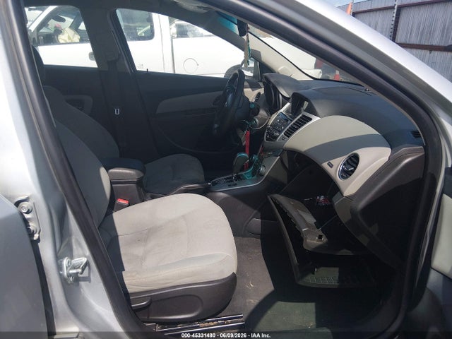 Chevrolet Cruze 1lt Auto