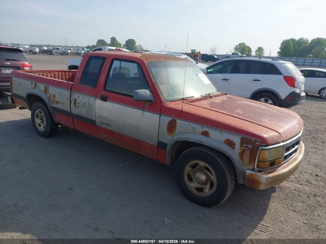 Salvage Dodge Dakota Image
