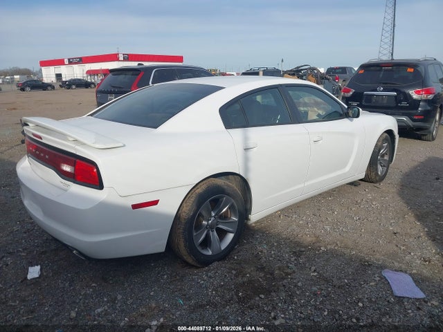 Dodge Charger Se