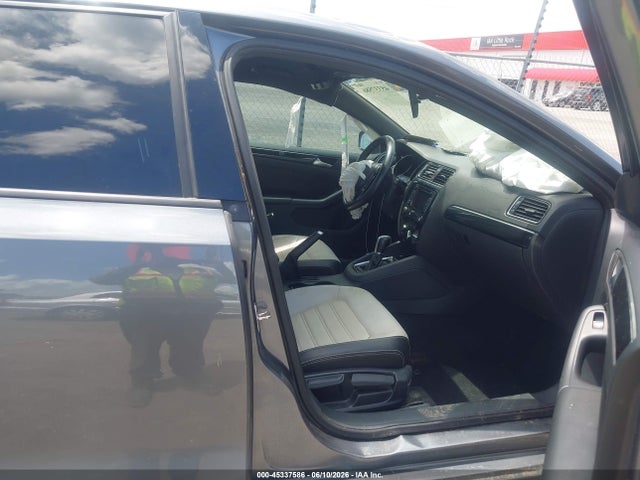 Volkswagen Jetta 1.8t Sport