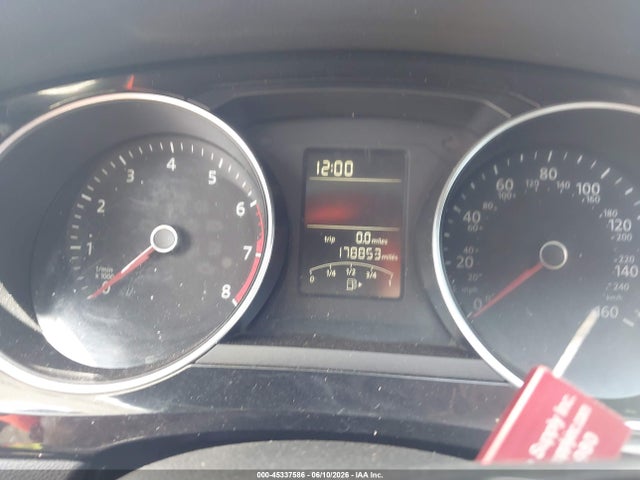 Volkswagen Jetta 1.8t Sport