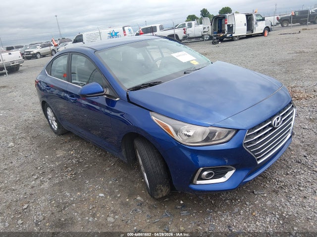 Salvage Hyundai ACCENT Image
