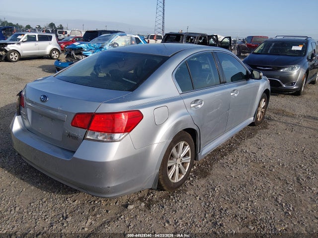 Subaru Legacy 2.5i Premium