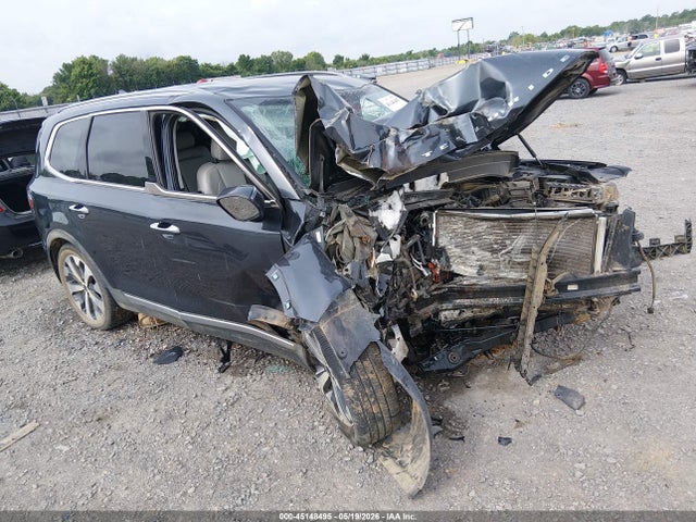 Salvage Kia Telluride Image