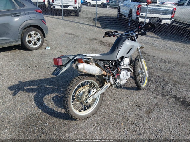 Yamaha Xt250