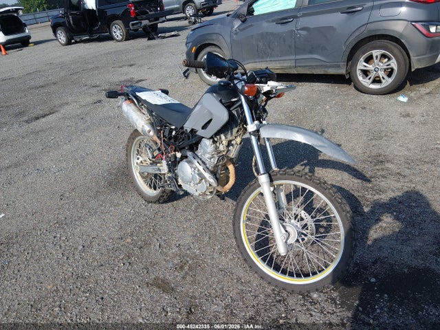 Salvage Yamaha Xt250 Image