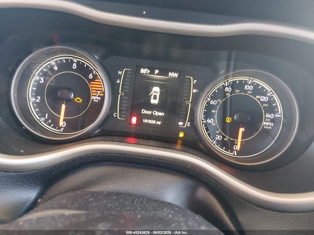 Jeep Cherokee Altitude Fwd