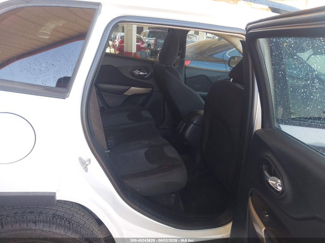Jeep Cherokee Altitude Fwd