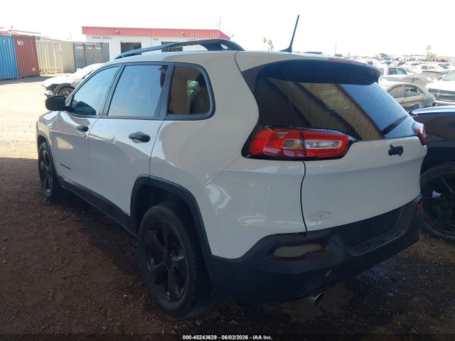 Jeep Cherokee Altitude Fwd
