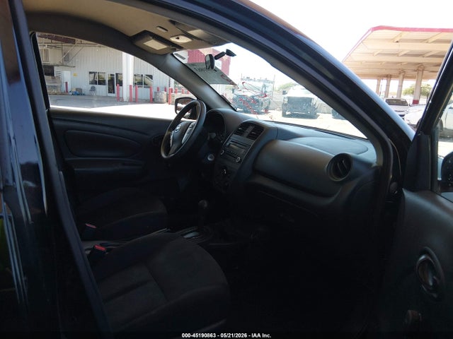 Nissan Versa 1.6 S+