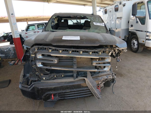 GMC Sierra 1500 4wd  Short Box At4