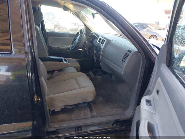 Dodge Dakota Slt