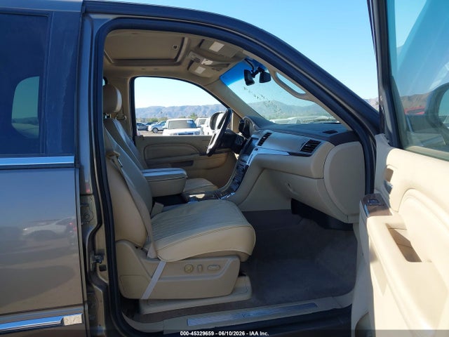 Cadillac Escalade Luxury