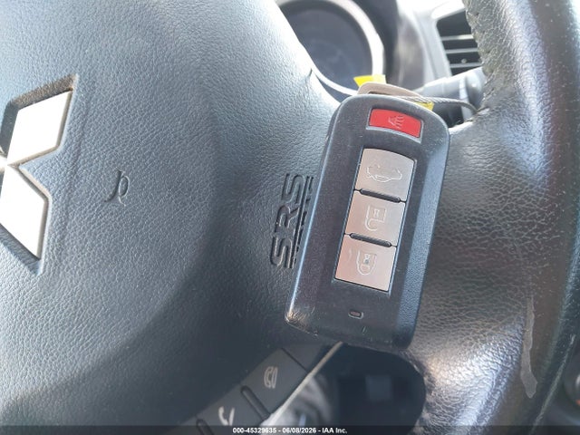 Mitsubishi Lancer Es