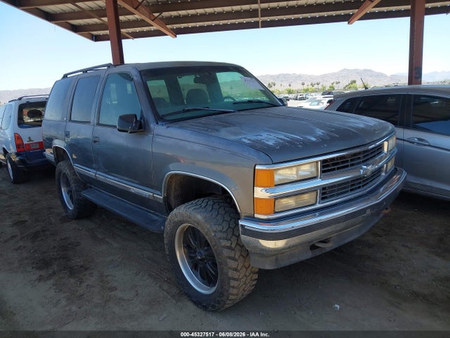Salvage Chevrolet Tahoe Image