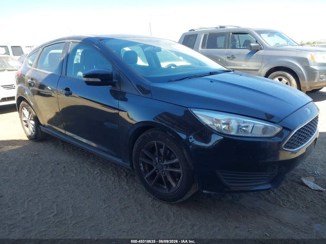 Salvage Ford Focus Image