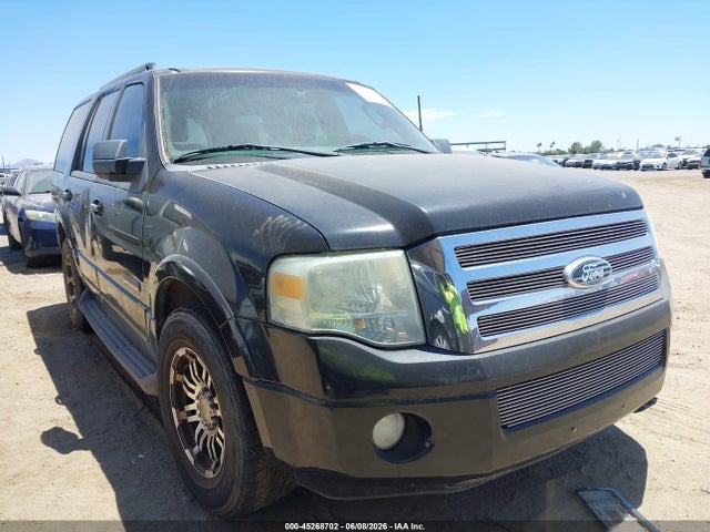 Salvage Ford Expedition Image