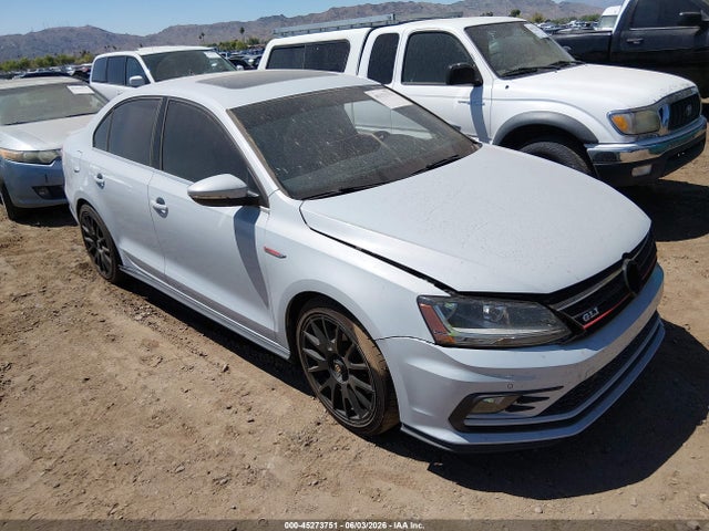 Salvage Volkswagen Jetta Image